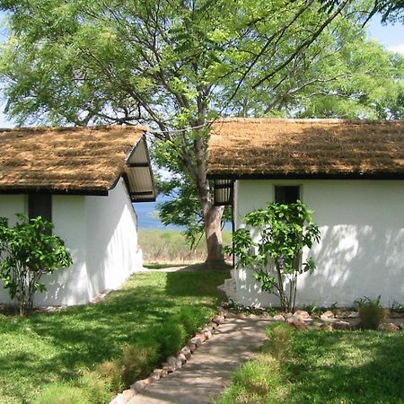 Musungwa Safari Lodge Shanjungu Exterior photo